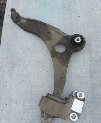 Land Rover Evoque II Front lower control arm/wishbone K8D23A053
