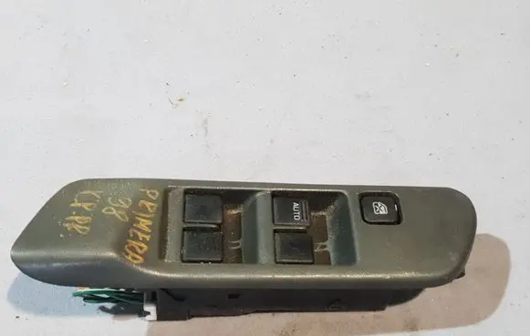 Nissan Primera Electric window control switch