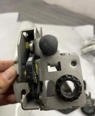 Ford Transit Custom Sliding door lock 2036293
