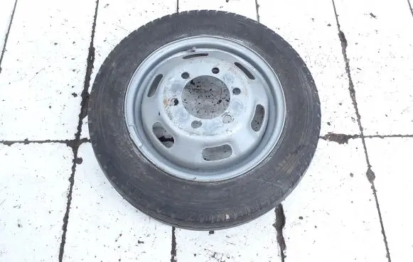 Iveco Daily 3rd gen R16 spare wheel 15491 1010776