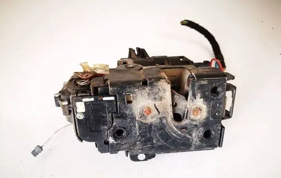 Volkswagen Bora Front door lock 6x1837013h