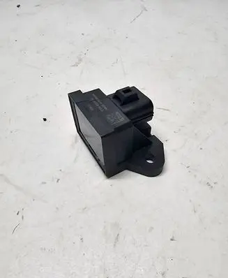 Ford Kuga I Fuel pump relay F1FA9D370