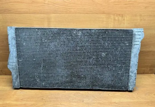 BMW 5 F10 F11 Coolant radiator 8509176 X0008001 17118509176