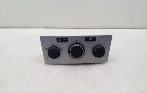 Opel Zafira B Air conditioner control unit module 13201299