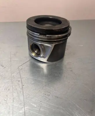 Audi A6 S6 C6 4F Piston 46R0