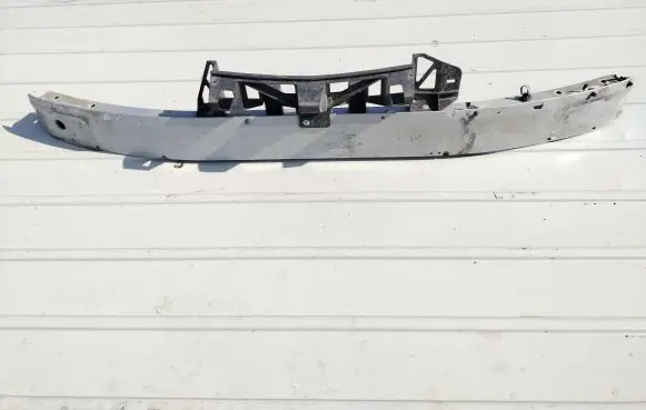 Opel Zafira B Front bumper cross member