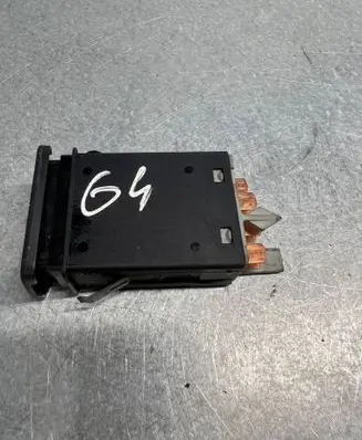 Volkswagen Golf IV Hazard light switch 1J0953235A