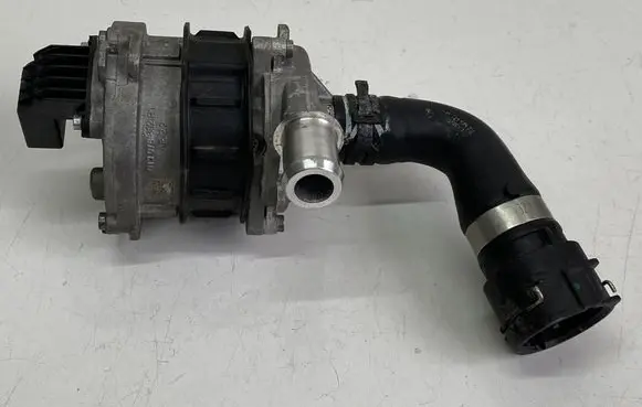 Audi E-tron GT Electric auxiliary coolant/water pump 9J1965567F