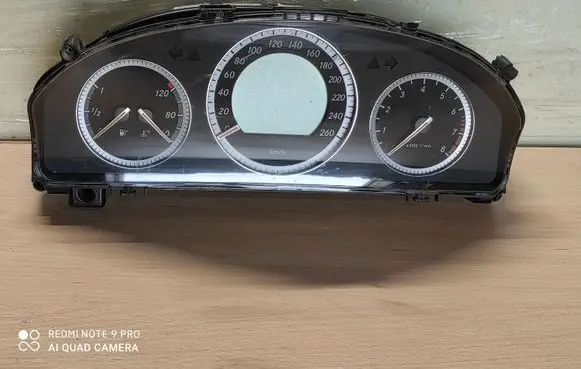 Mercedes-Benz C W204 Speedometer (instrument cluster) A2C53304252