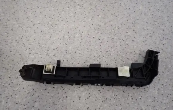 Honda Civic Front bumper mounting bracket