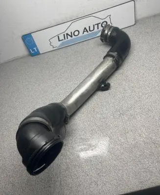 BMW 5 E60 E61 Intercooler hose/pipe 7793896 7790130 7799401