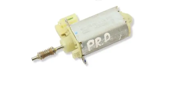 BMW X3M F97 Seat adjustment motor 82764231 0390203485