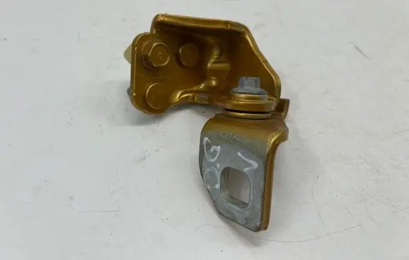 Ford Ecosport Rear door upper hinge BB537826800AM
