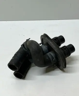 Audi Q5 SQ5 Engine coolant pipe/hose 8R0819350AM