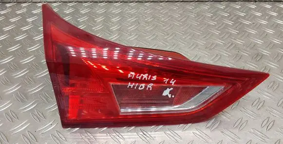 Toyota Auris E180 Tailgate rear/tail lights