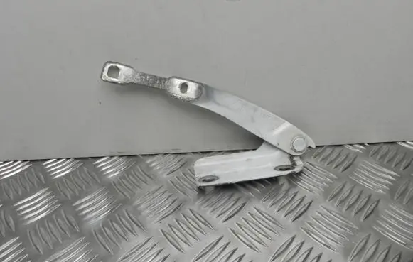 Dacia Sandero Tailgate/trunk/boot hinge 1R00002 T314