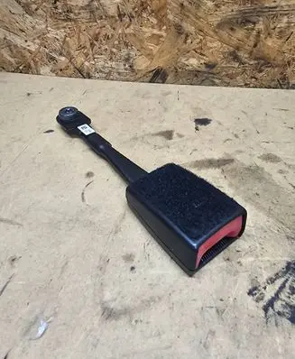 Opel Astra J Front seatbelt buckle 13368