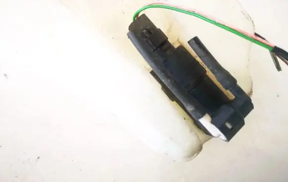 Citroen C3 Windscreen/windshield washer pump 820019441a