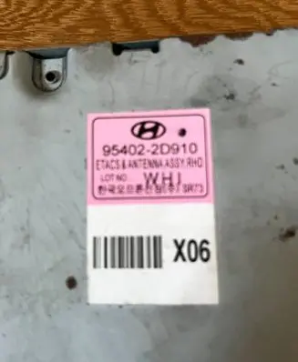 Hyundai Elantra Antenna control unit 954002D910 95400-2D910