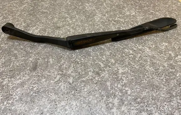 Subaru Legacy Front wiper blade arm 35551LD