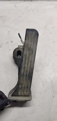 Volkswagen PASSAT B6 Accelerator throttle pedal 1k1721503L