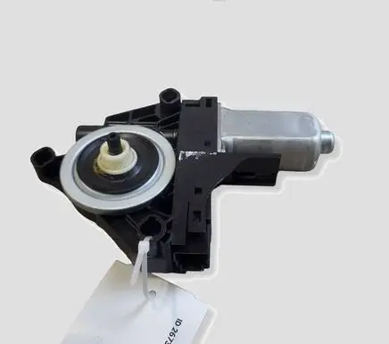 Volvo V40 Front door window regulator motor 966268103
