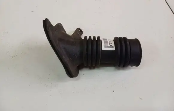 Air intake hose/pipe