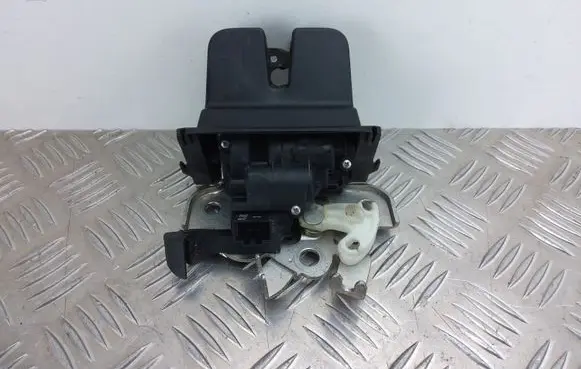 Skoda Superb B6 (3T) Tailgate/trunk/boot lock/catch/latch
