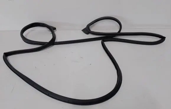 KIA Pro Cee'd III Front door rubber seal 