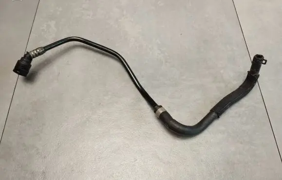 BMW 7 G11 G12 Engine coolant pipe/hose 8662871
