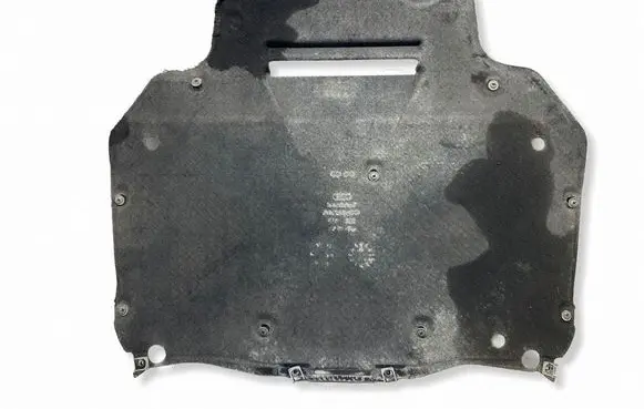 Audi Q7 4M Engine splash shield/under tray 4M0825236A