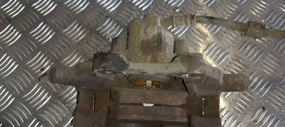 Volkswagen Sharan Front brake caliper