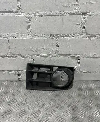 Volkswagen Golf Plus Front bumper lower grill 1K0853666C