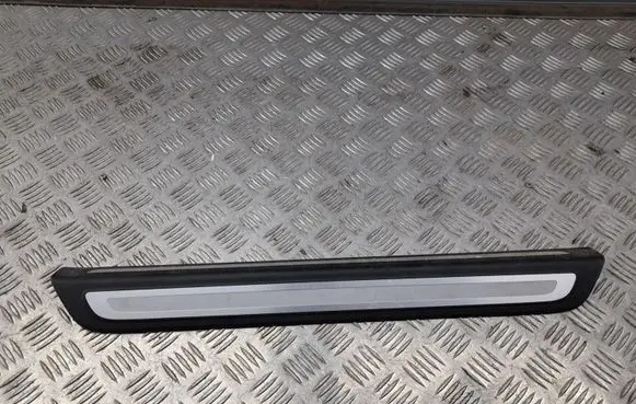 Audi Q5 SQ5 Front sill trim cover 8R0853373A