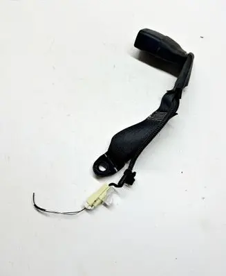 Toyota RAV 4 (XA40) Rear seatbelt buckle A6NB630