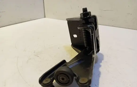 Chrysler Voyager Sliding door upper roller guide/hinge R275M6D