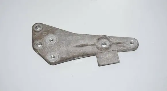 BMW 5 F10 F11 A/C compressor mount bracket 7629911 11517629911
