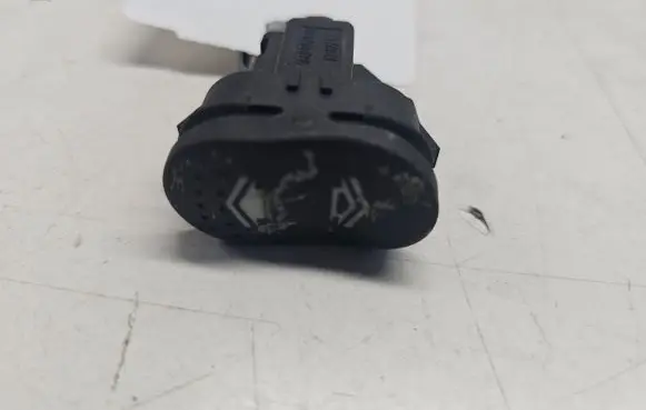 Ford Focus Electric window control switch 03162752