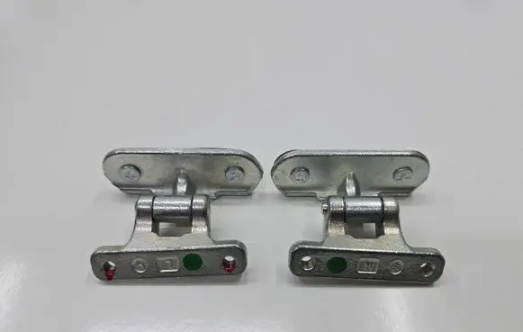 Tesla Model S Tailgate/trunk/boot hinge 6006613-00-A