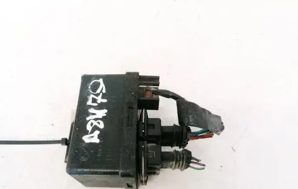 Fiat Doblo Glow plug pre-heat relay 38430003