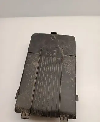 Volkswagen PASSAT B7 Fuse box cover 3C0915443A