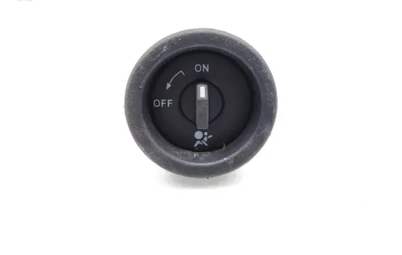 Dacia Sandero Passenger airbag on/off switch 681995427R