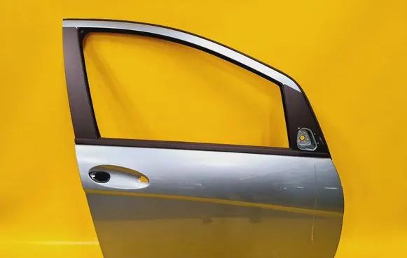 Mercedes-Benz A W169 Front door