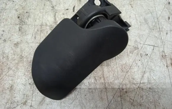 Audi A6 S6 C6 4F Engine bonnet (hood) release handle 4F1823633