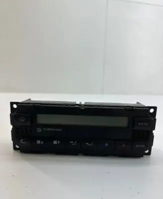 Volkswagen PASSAT B5.5 Climate control unit
