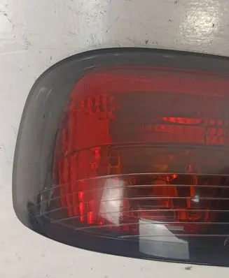 Nissan Primera Rear/tail lights 89026923
