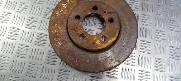 Volkswagen Golf IV Front brake disc