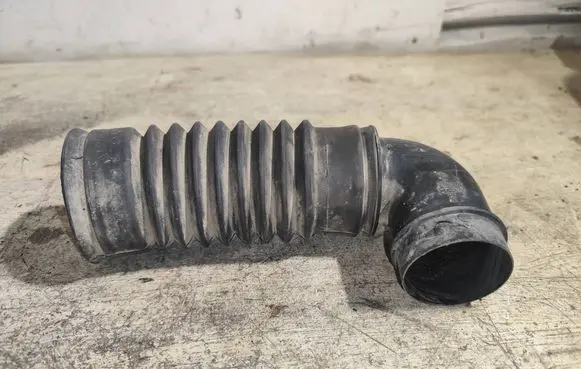Ford Fiesta Intercooler hose/pipe 2S619A673