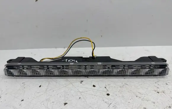 Subaru Forester SH Third/center stoplight VC02113