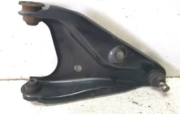 Dacia Logan I Front lower control arm/wishbone 160500015